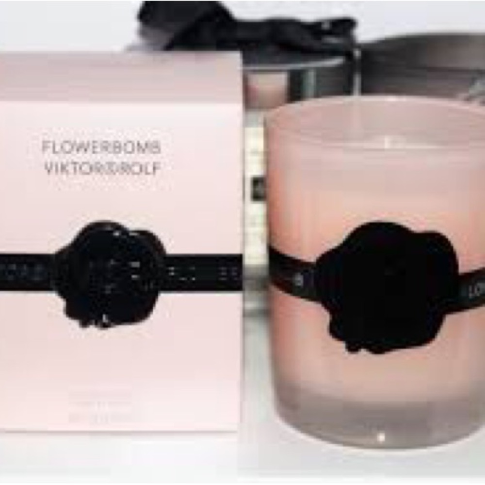 🕯️Victor & Rolf Flowerbomb scented candle